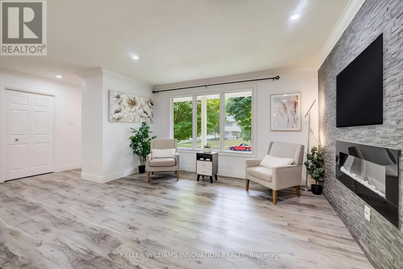 85 FOXHUNT ROAD