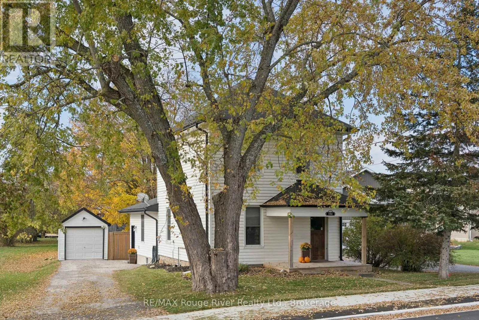 104 COUNTY ROAD 40