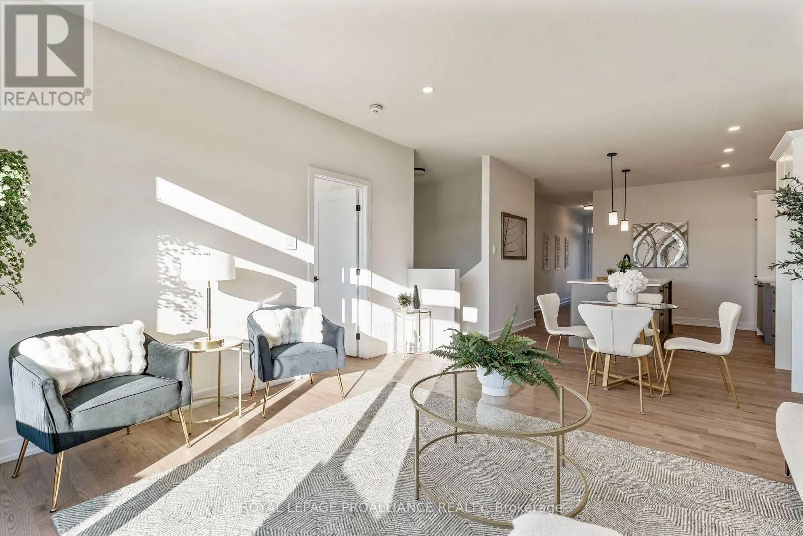 1042 TURNER DRIVE