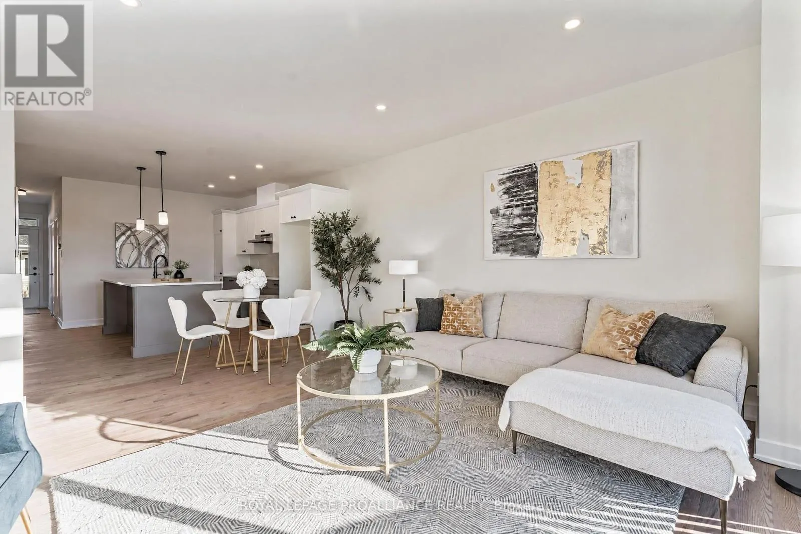 1042 TURNER DRIVE