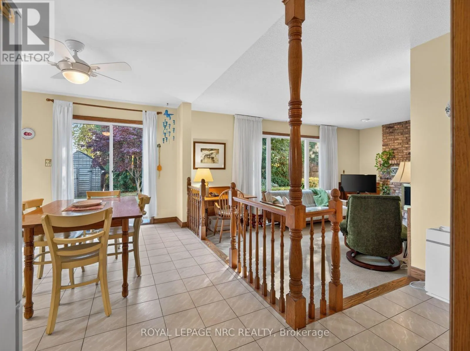 43 FARMINGTON DRIVE
