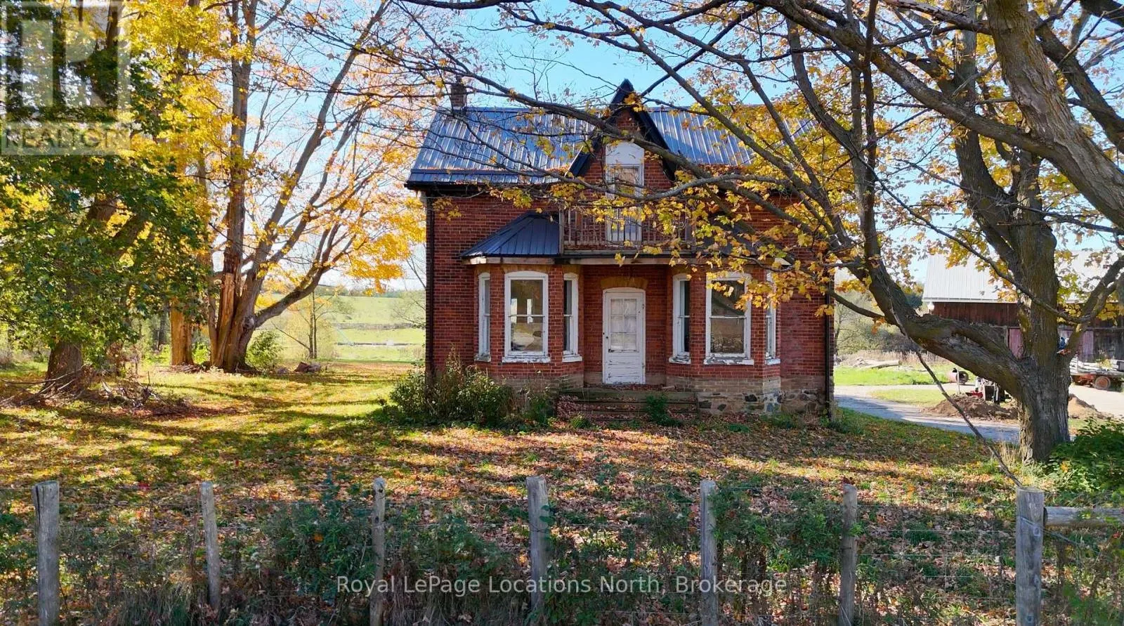 137662 GREY ROAD 12