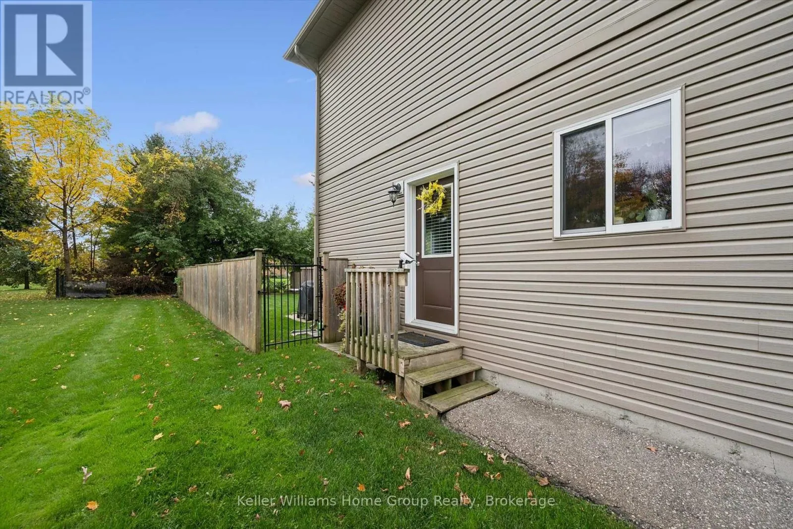 466 ELORA STREET