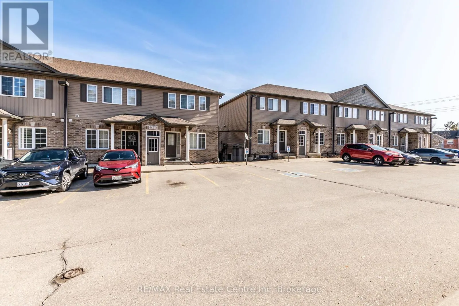 8B - 38 HOWE DRIVE #8B