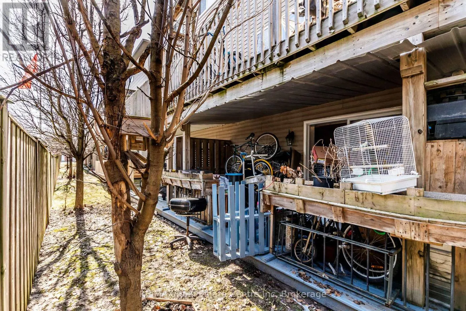 8B - 38 HOWE DRIVE #8B
