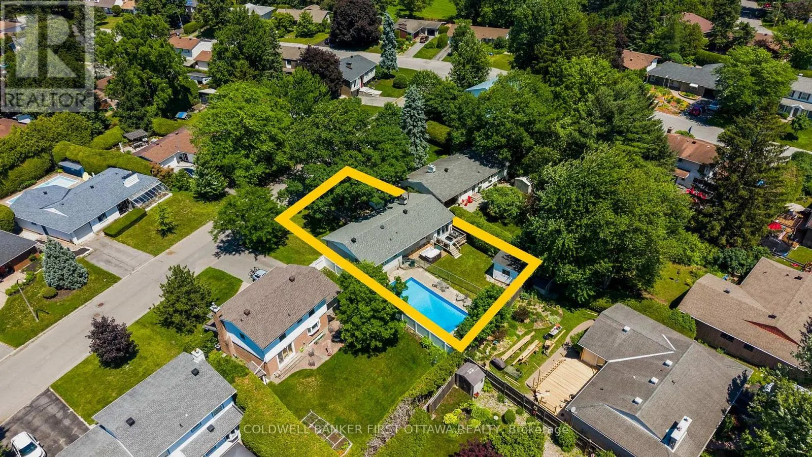 12 BRADGATE DRIVE
