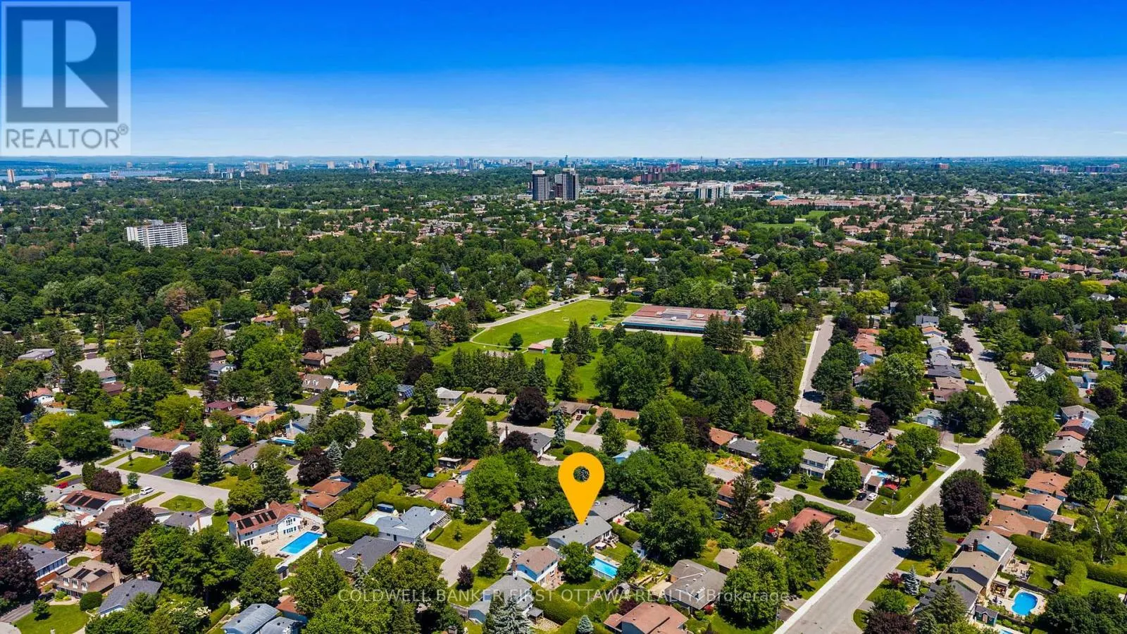 12 BRADGATE DRIVE