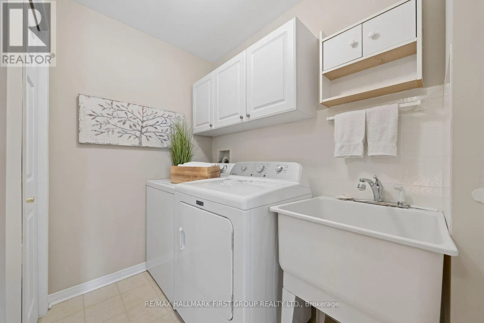 47 SPRINGWOOD CRESCENT