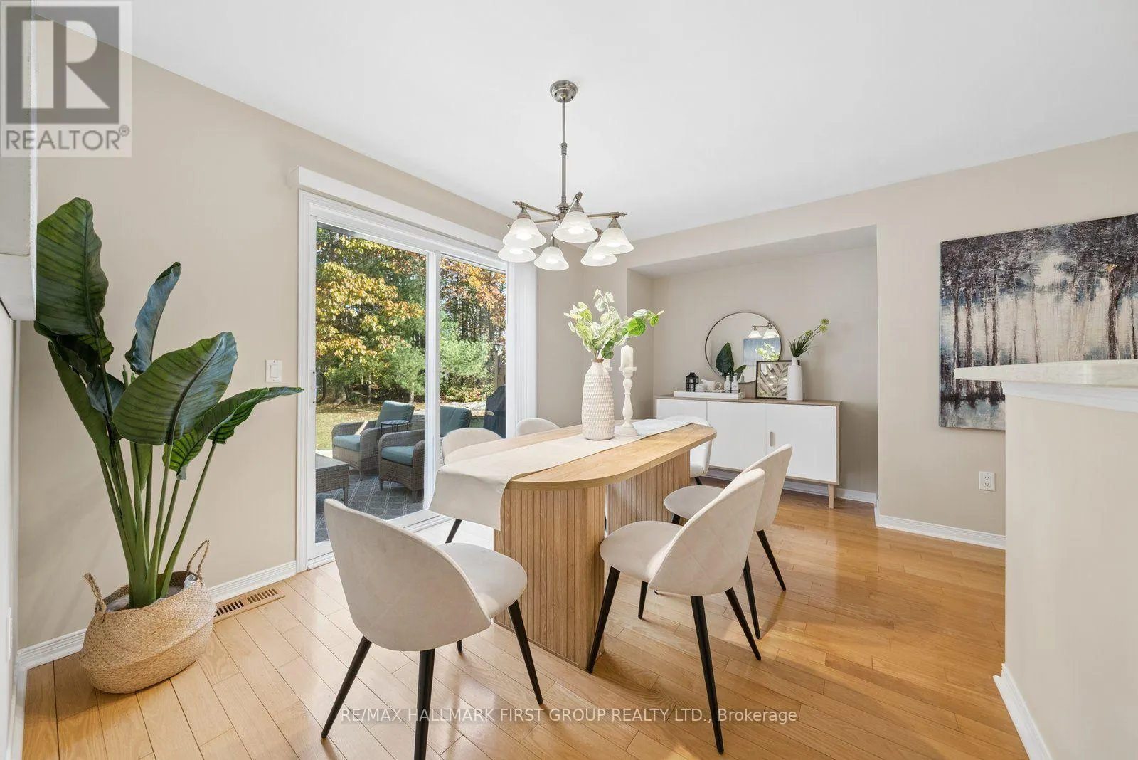 47 SPRINGWOOD CRESCENT