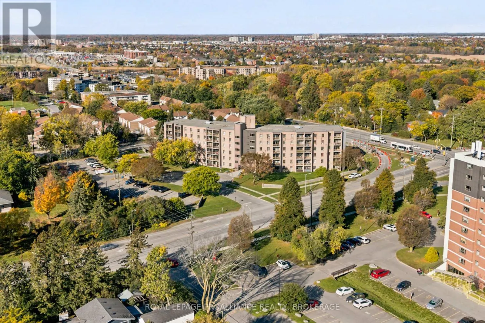 615 - 17 ELDON HALL PLACE #615