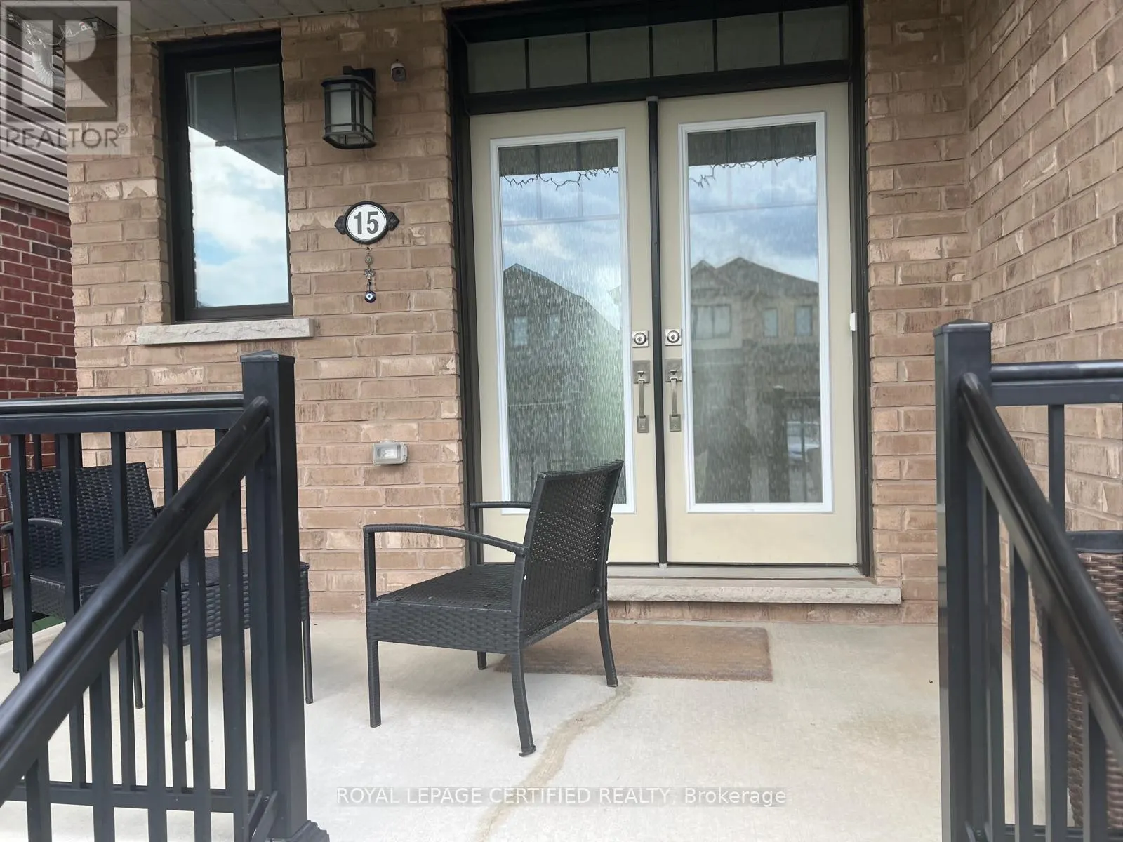 15 CACTUS CRESCENT