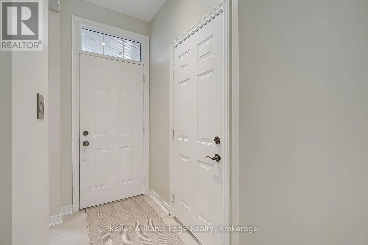 46 SUNNYCROFT COURT W