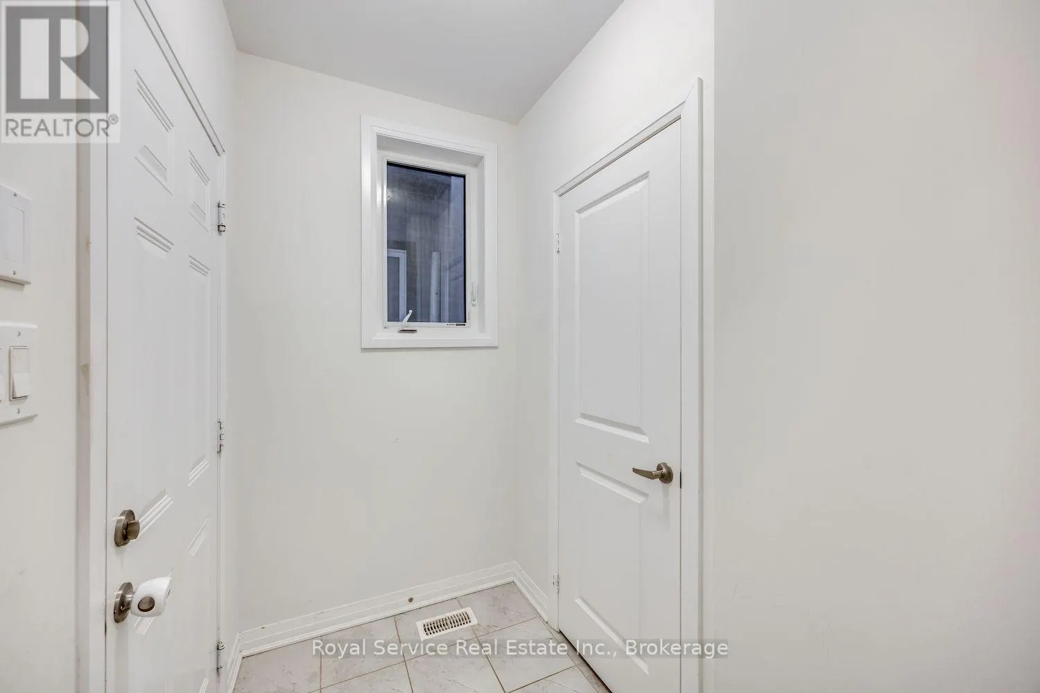 3 HORIZON AVENUE