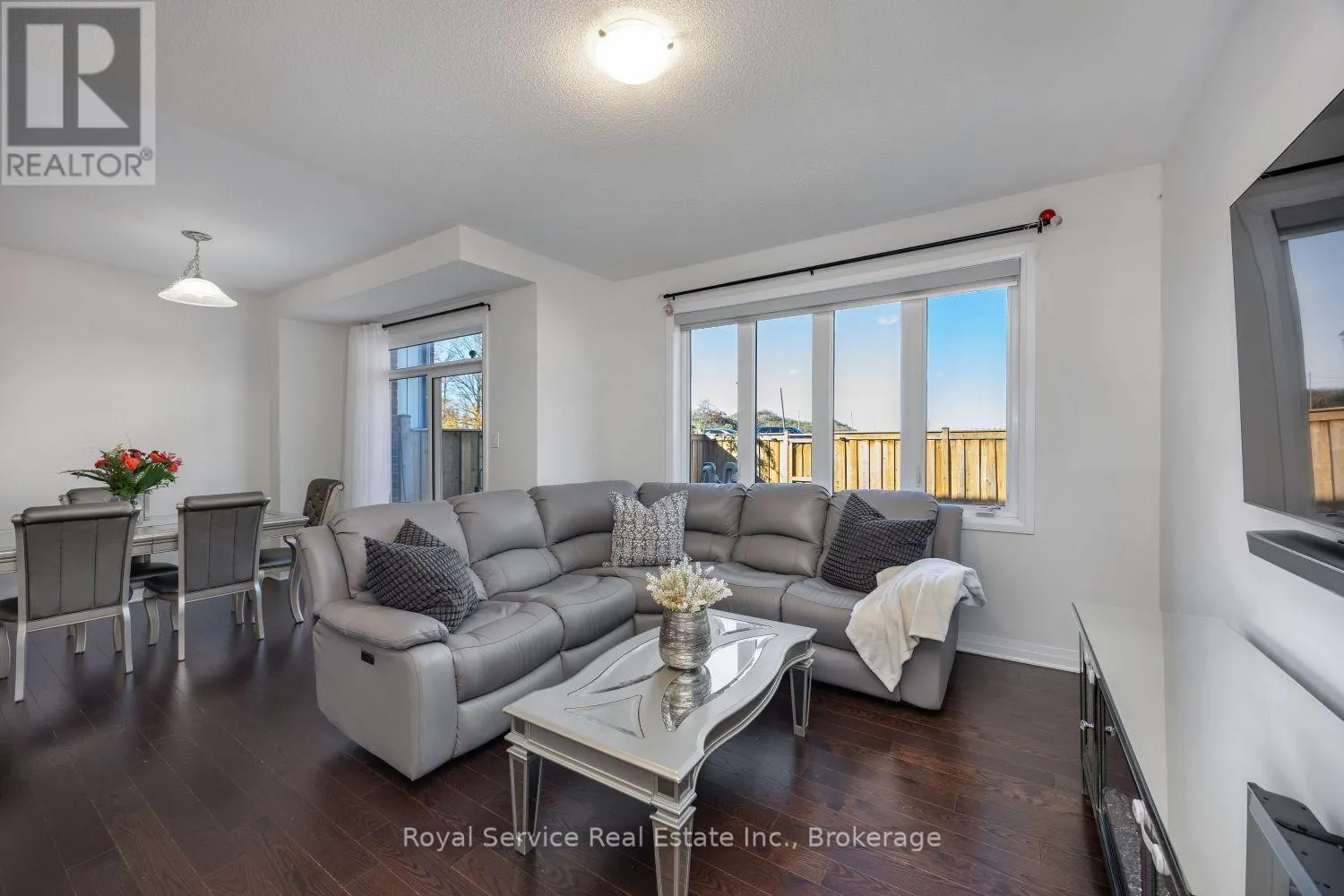 3 HORIZON AVENUE
