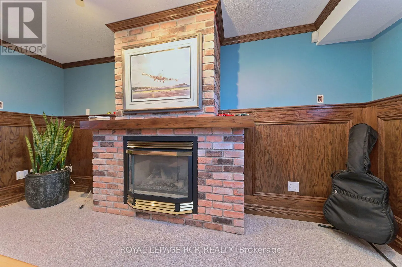21 LLOYDS TRAVERSE CRESCENT