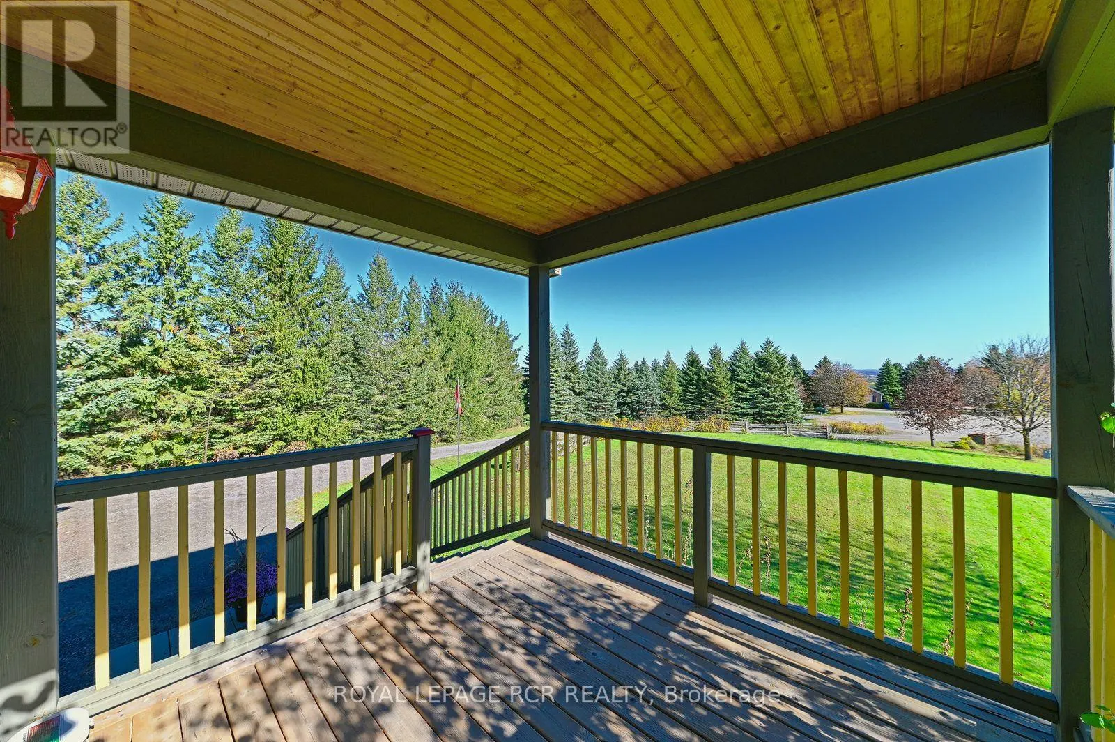 21 LLOYDS TRAVERSE CRESCENT