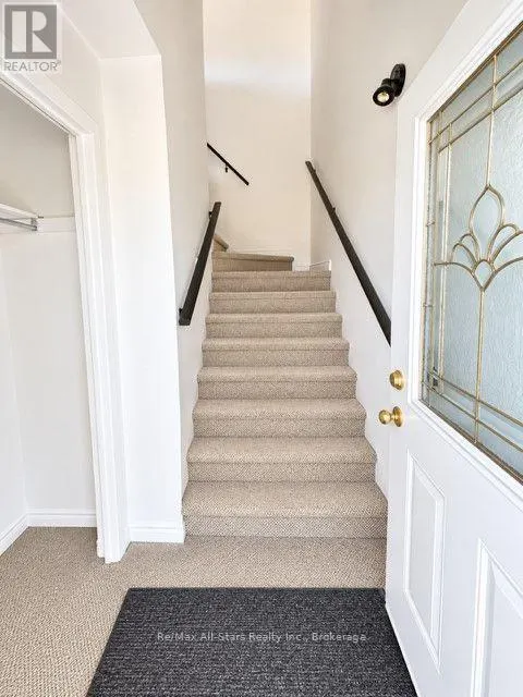 2 - 53 HELEN STREET #2
