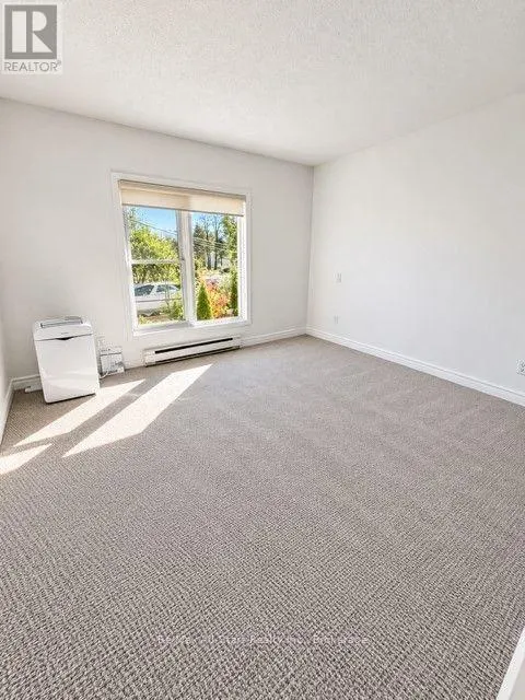 2 - 53 HELEN STREET #2