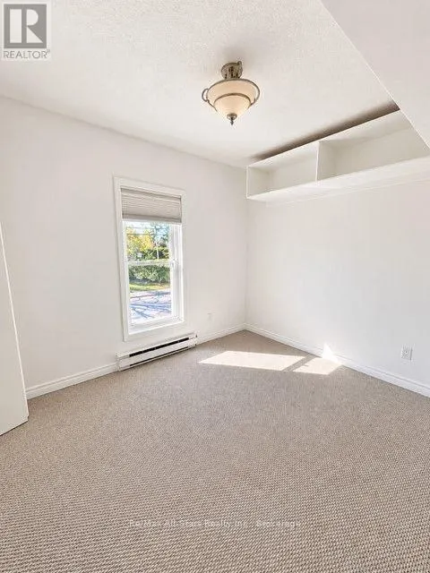 2 - 53 HELEN STREET #2