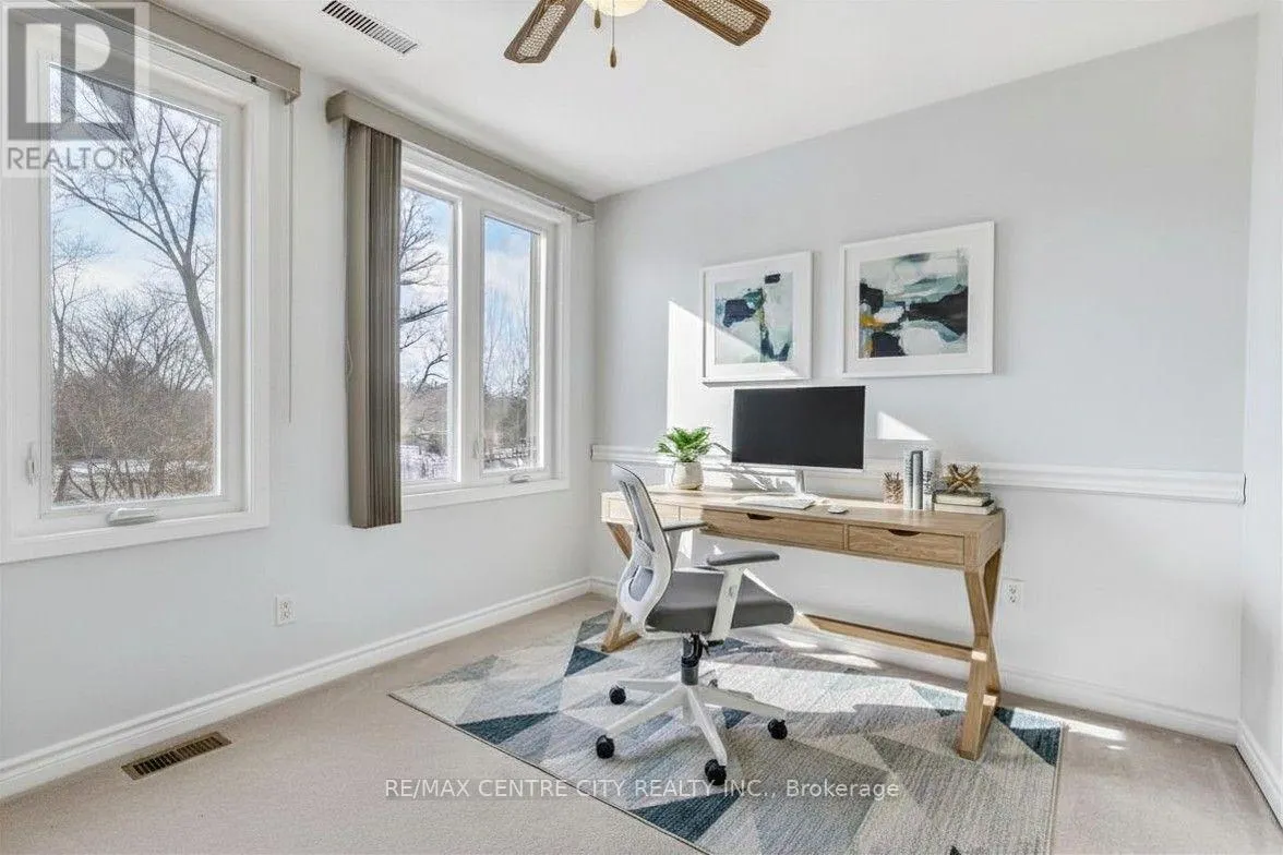 11 - 125 ELM STREET #11