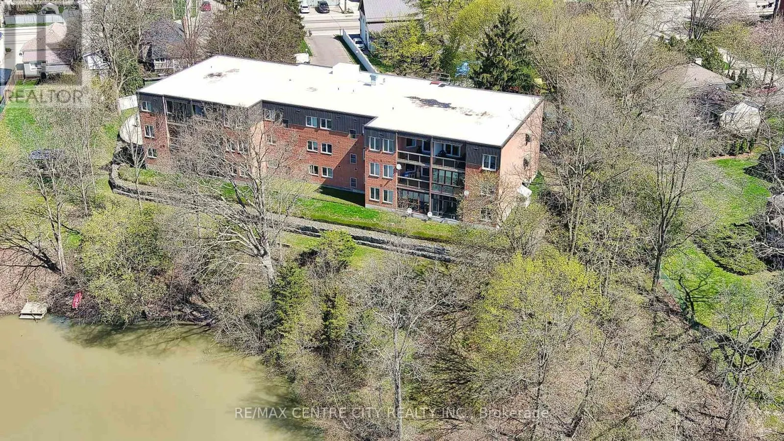 11 - 125 ELM STREET #11