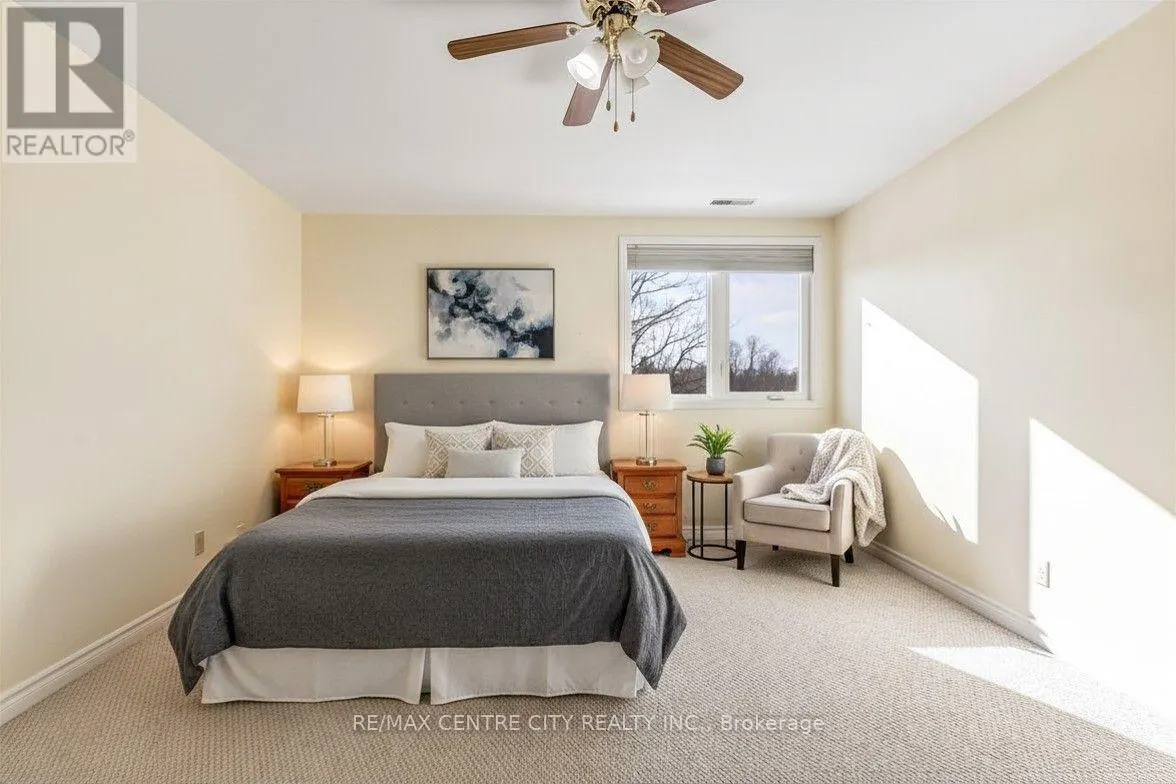 11 - 125 ELM STREET #11