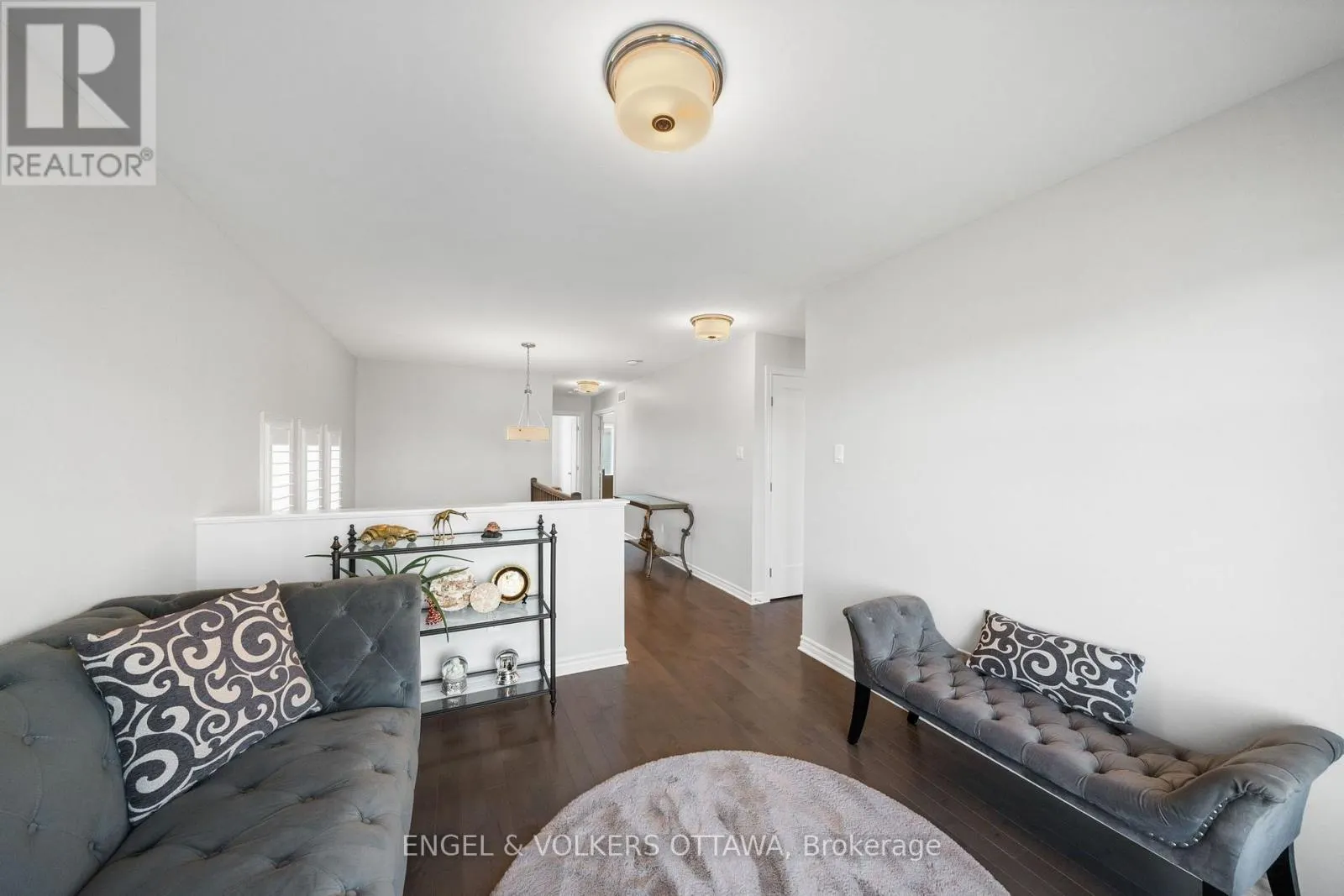 633 MOONFLOWER CRESCENT