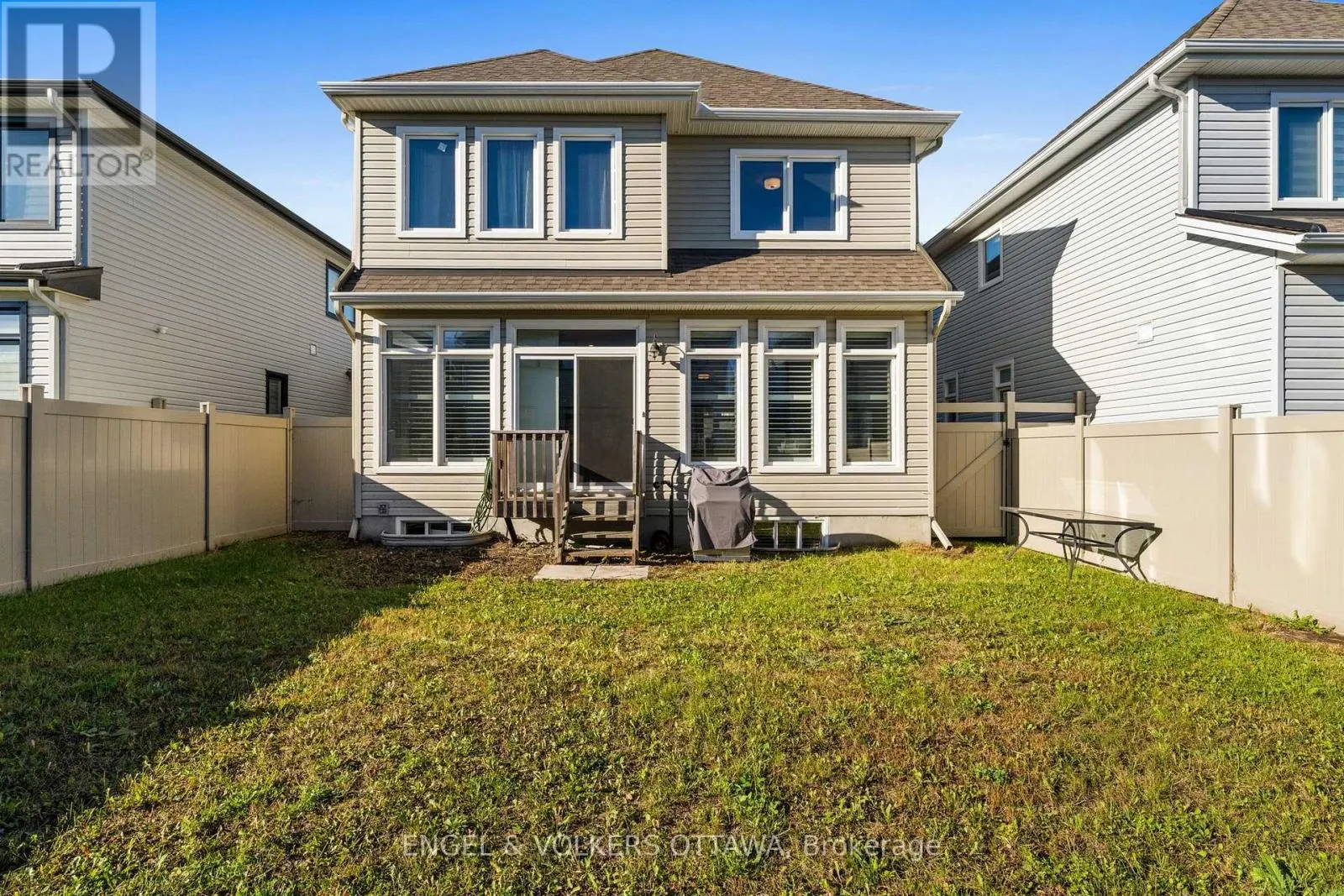 633 MOONFLOWER CRESCENT