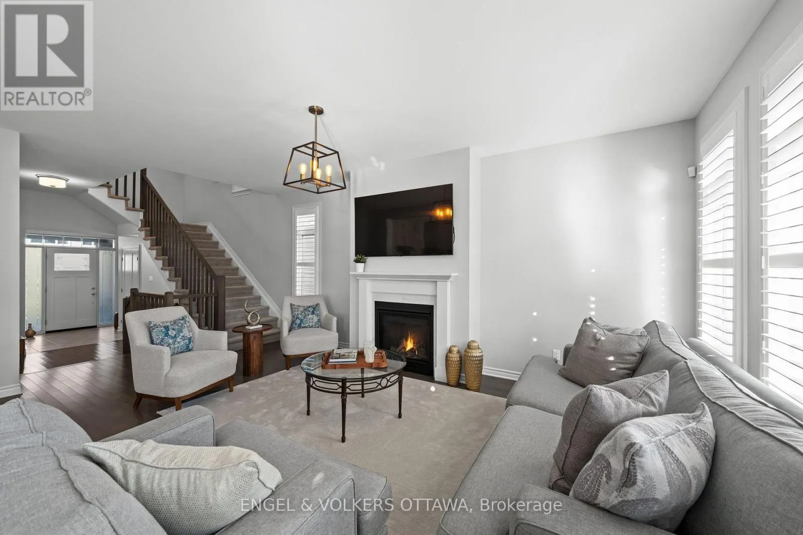633 MOONFLOWER CRESCENT