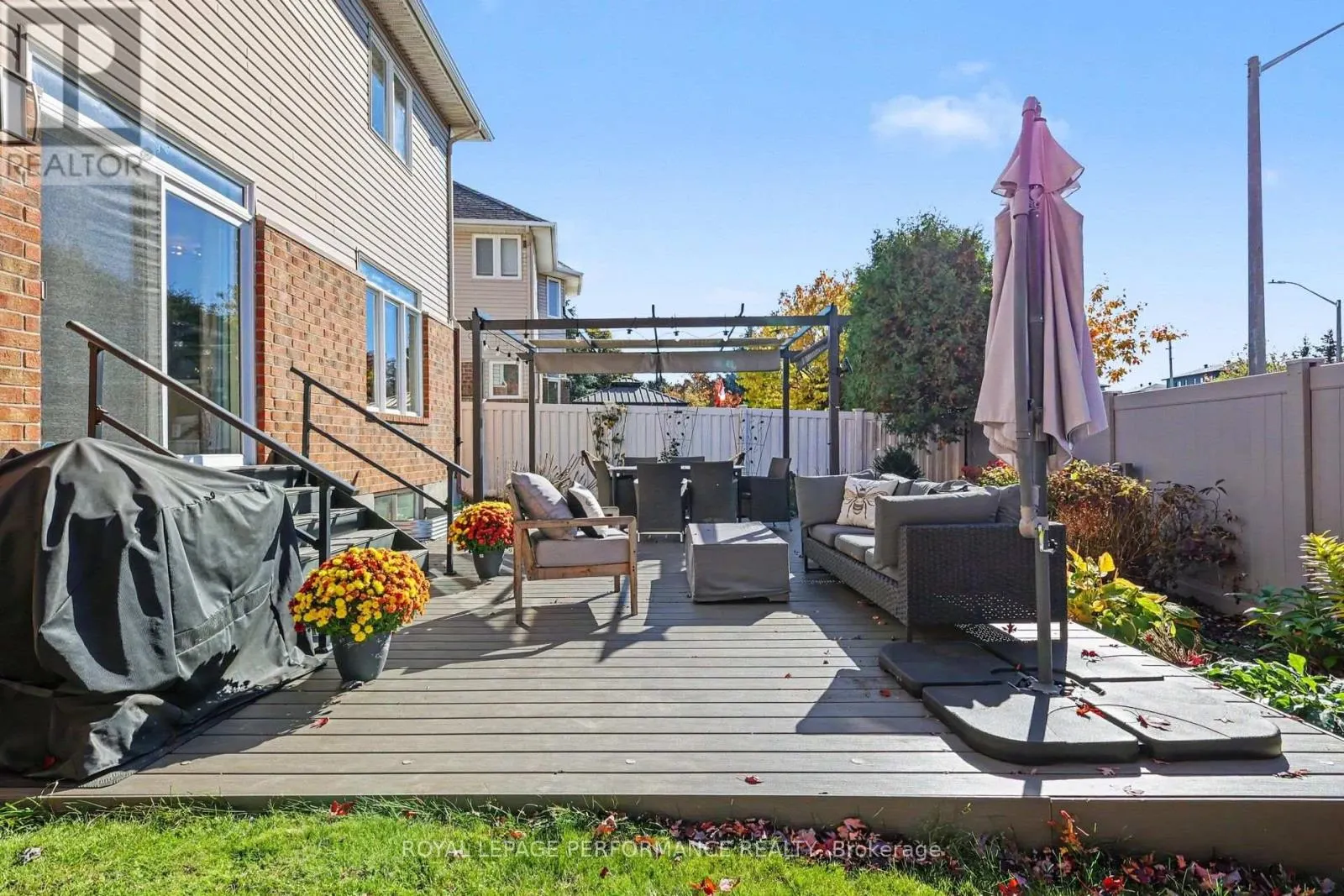 1033 RED SPRUCE STREET