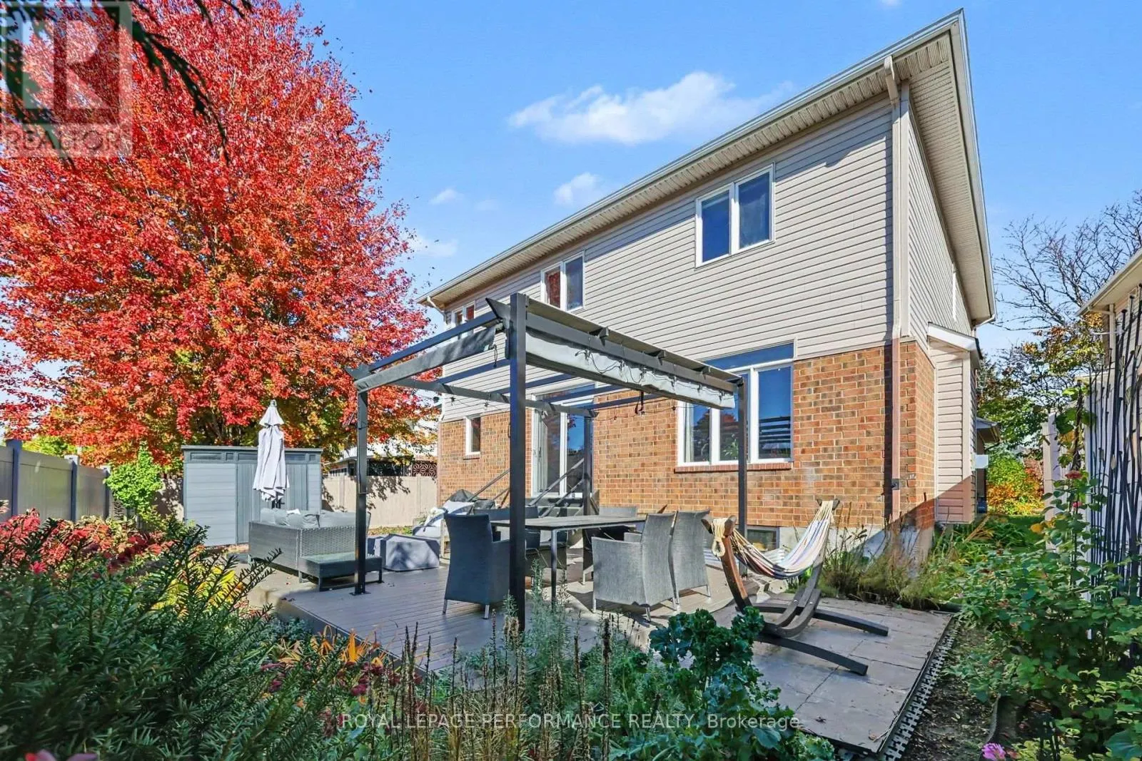 1033 RED SPRUCE STREET