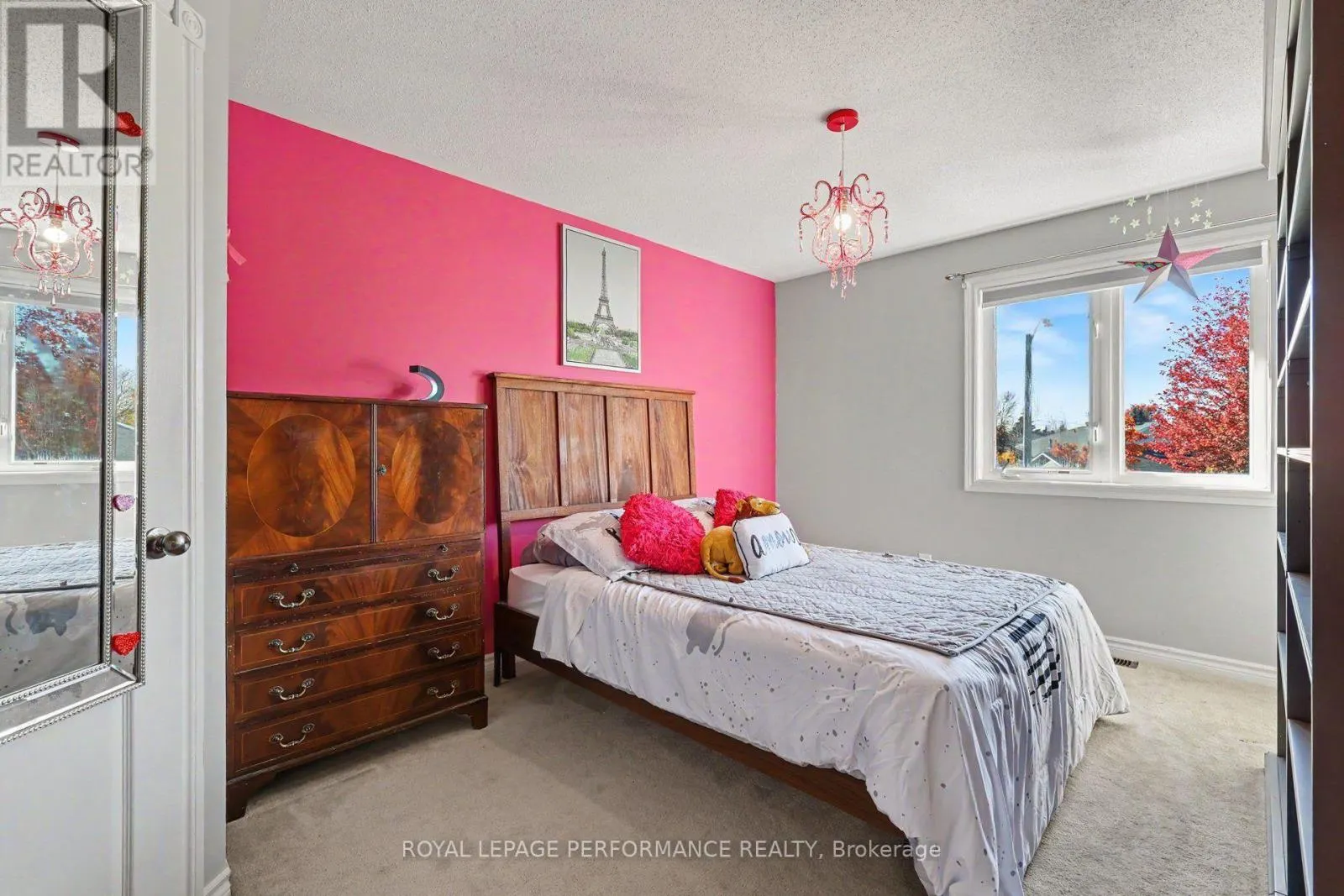 1033 RED SPRUCE STREET