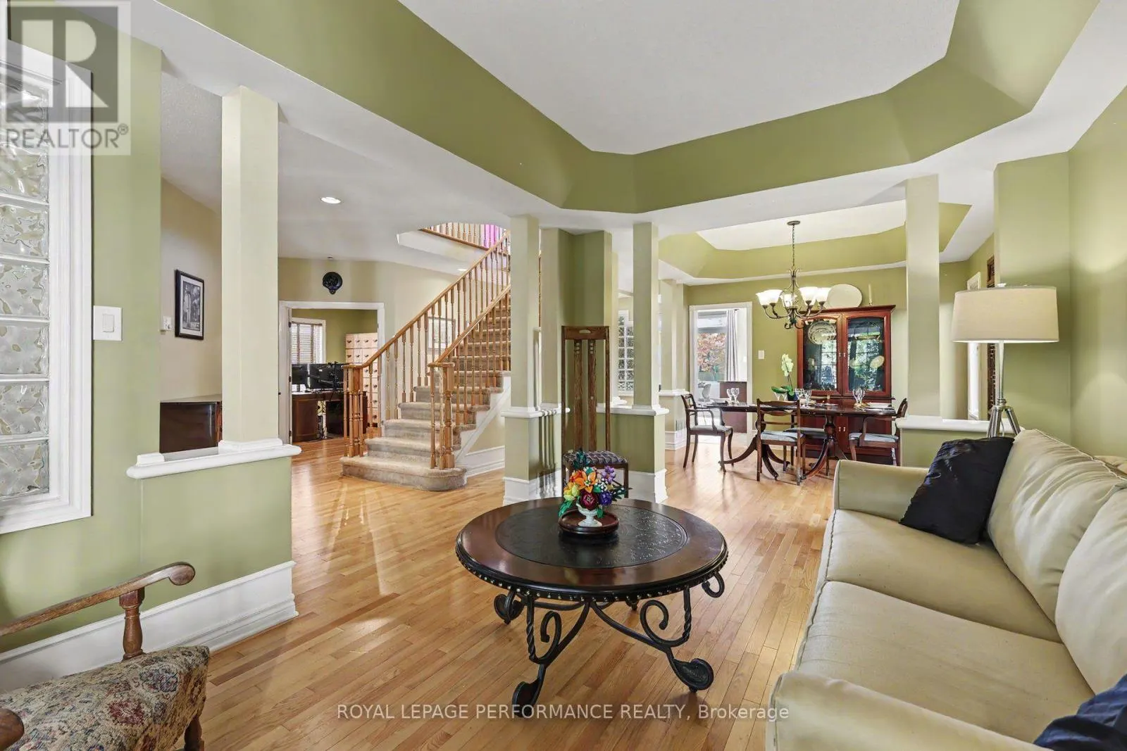 1033 RED SPRUCE STREET