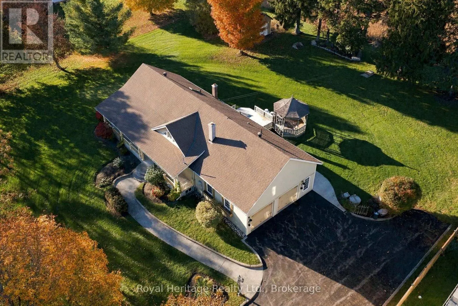 7372 DALE ROAD