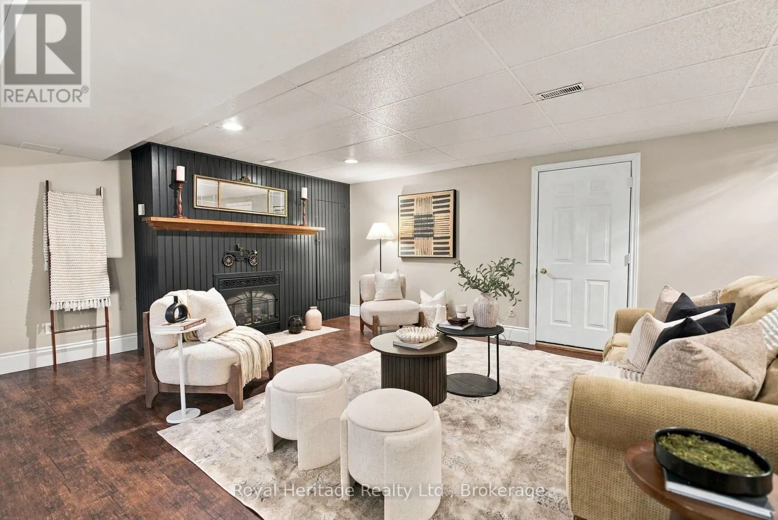 7372 DALE ROAD