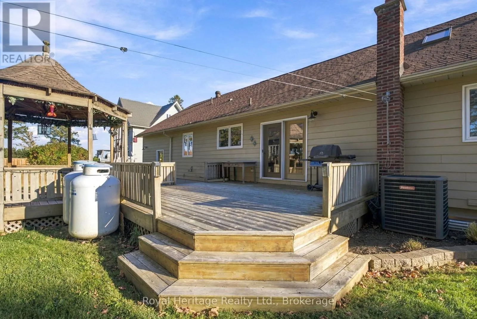 7372 DALE ROAD