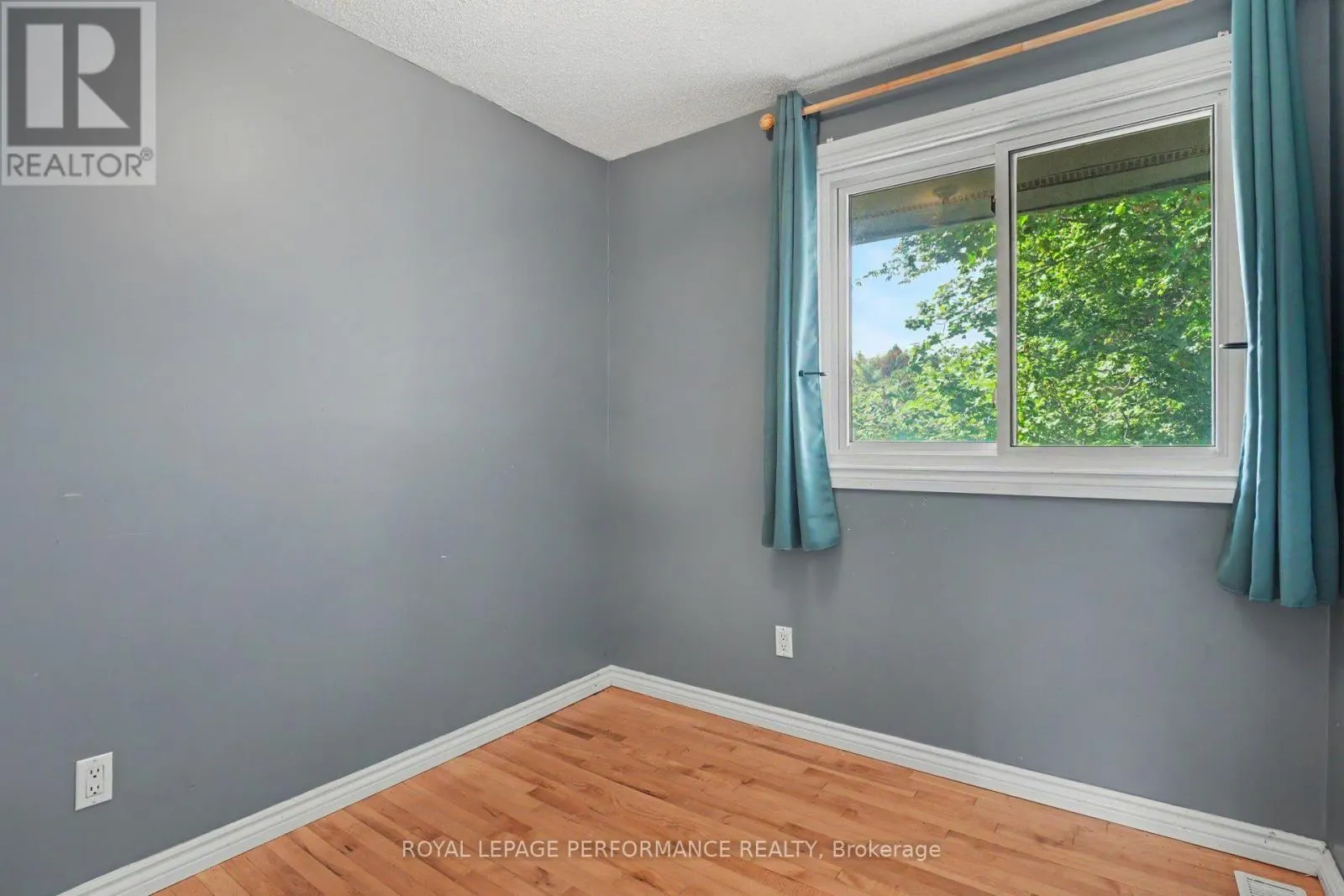 1394 RIDGEBROOK DRIVE