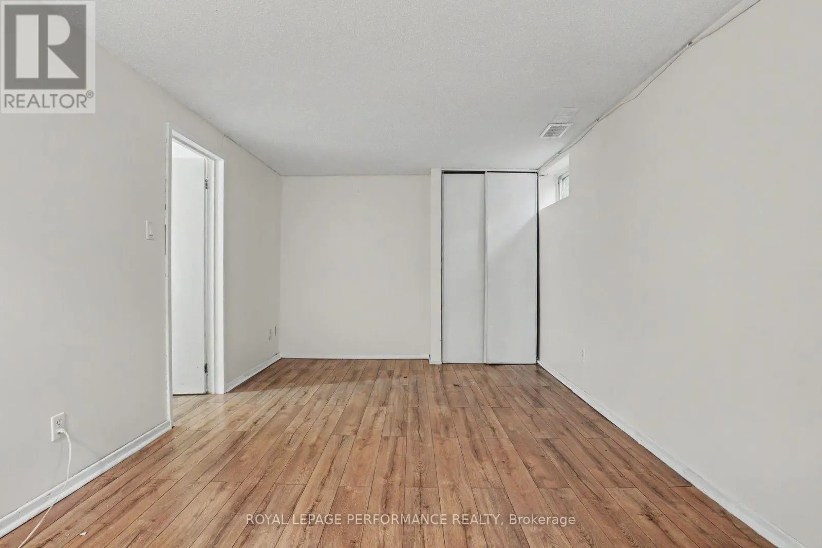 1394 RIDGEBROOK DRIVE