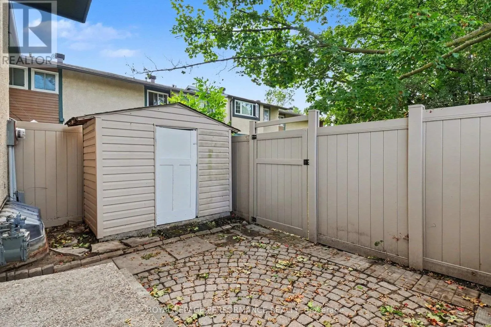 1394 RIDGEBROOK DRIVE