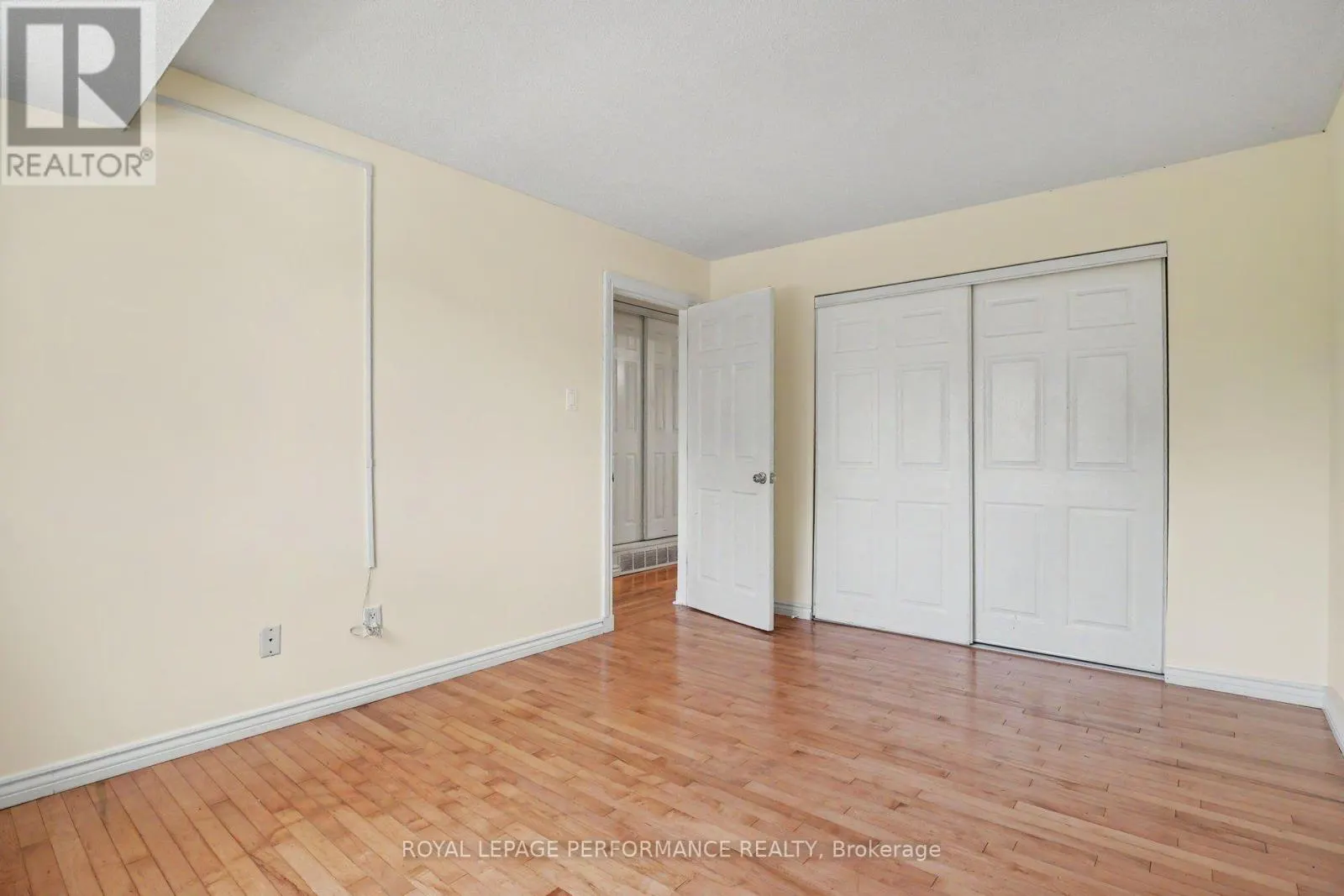 1394 RIDGEBROOK DRIVE
