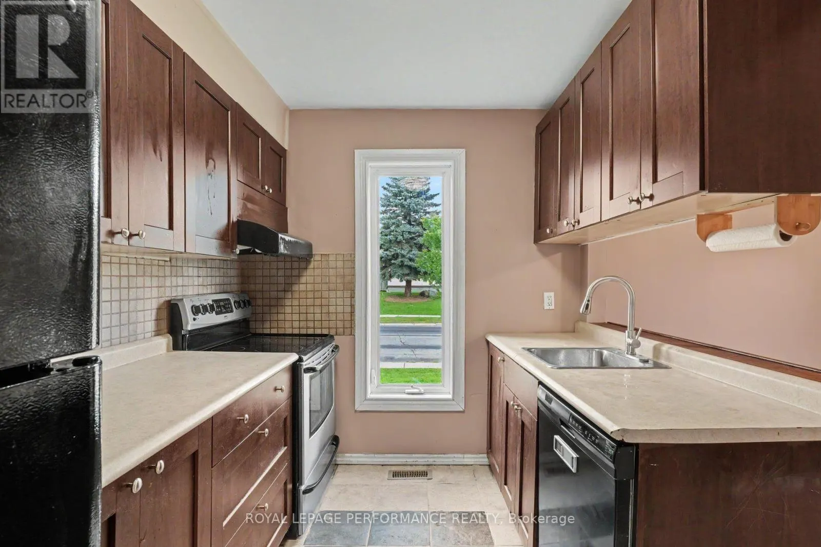 1394 RIDGEBROOK DRIVE