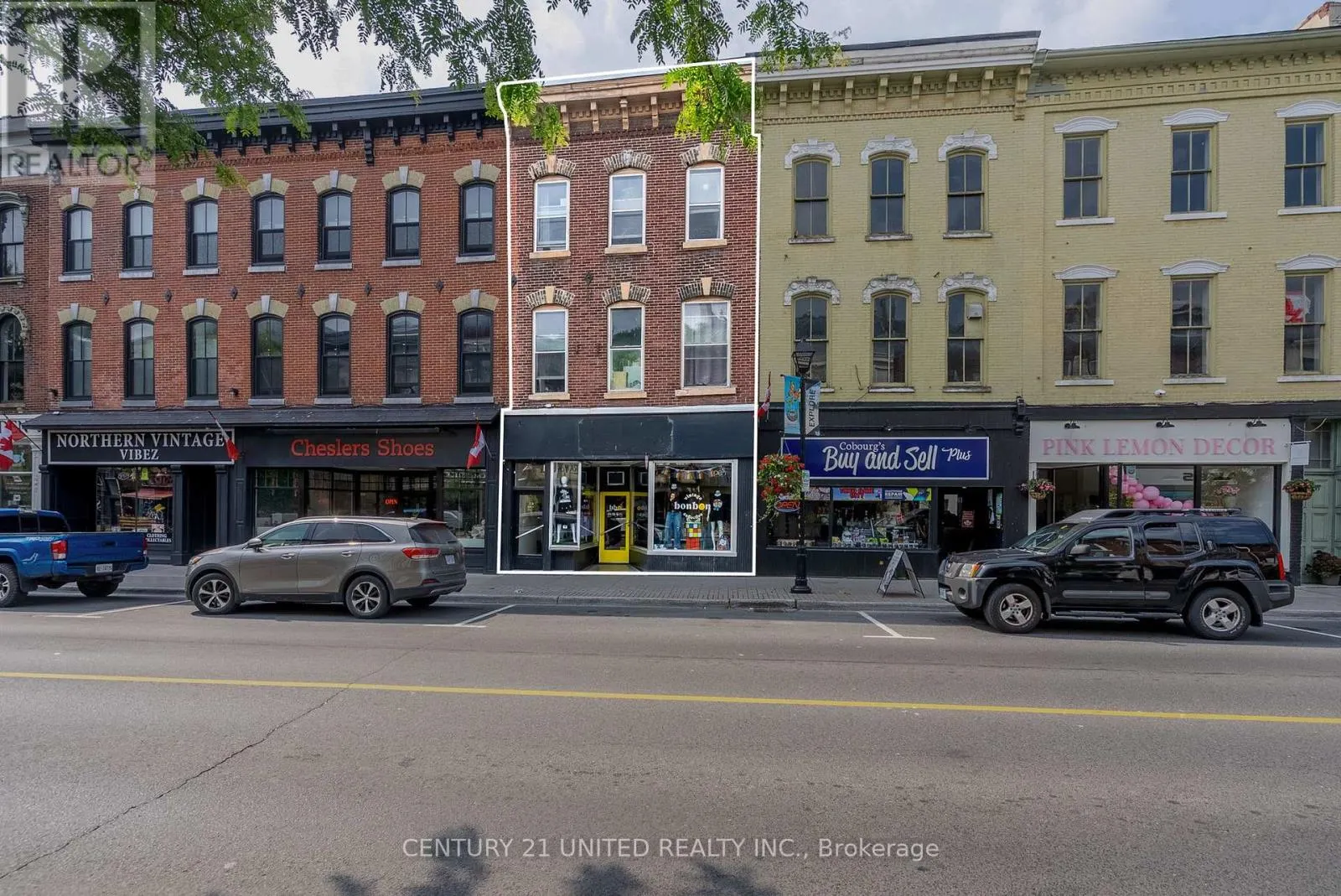 39 KING STREET W
