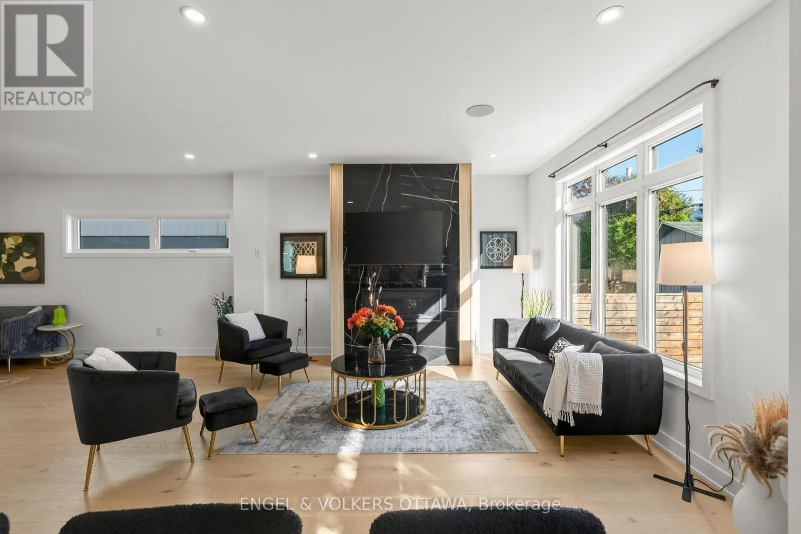 278 SPENCER STREET