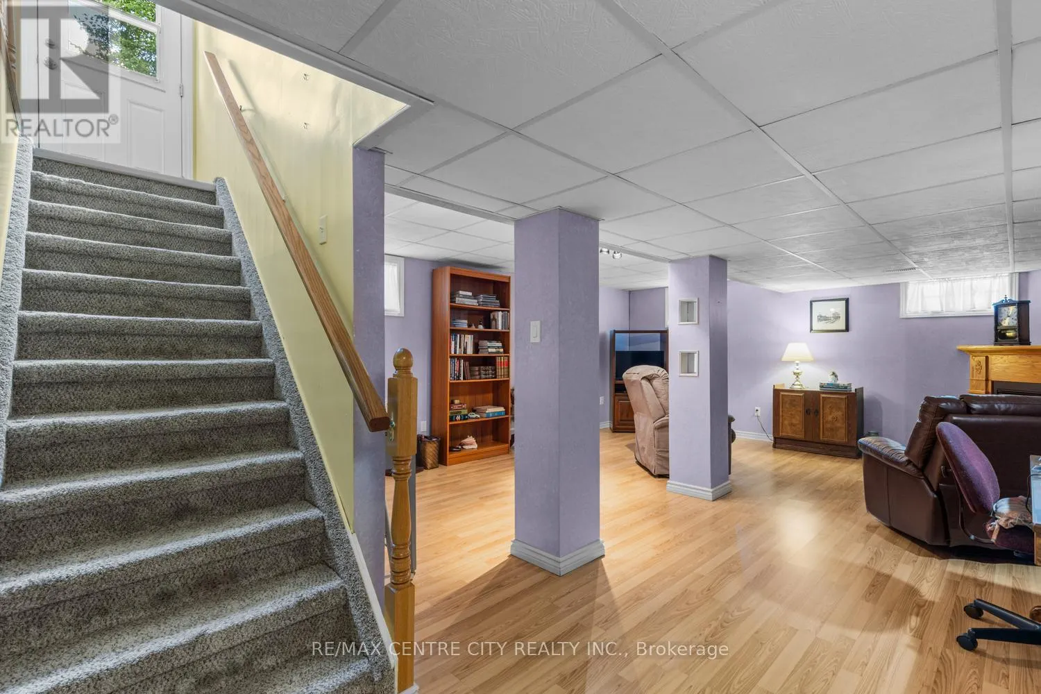 463 EXMOUTH CIRCLE