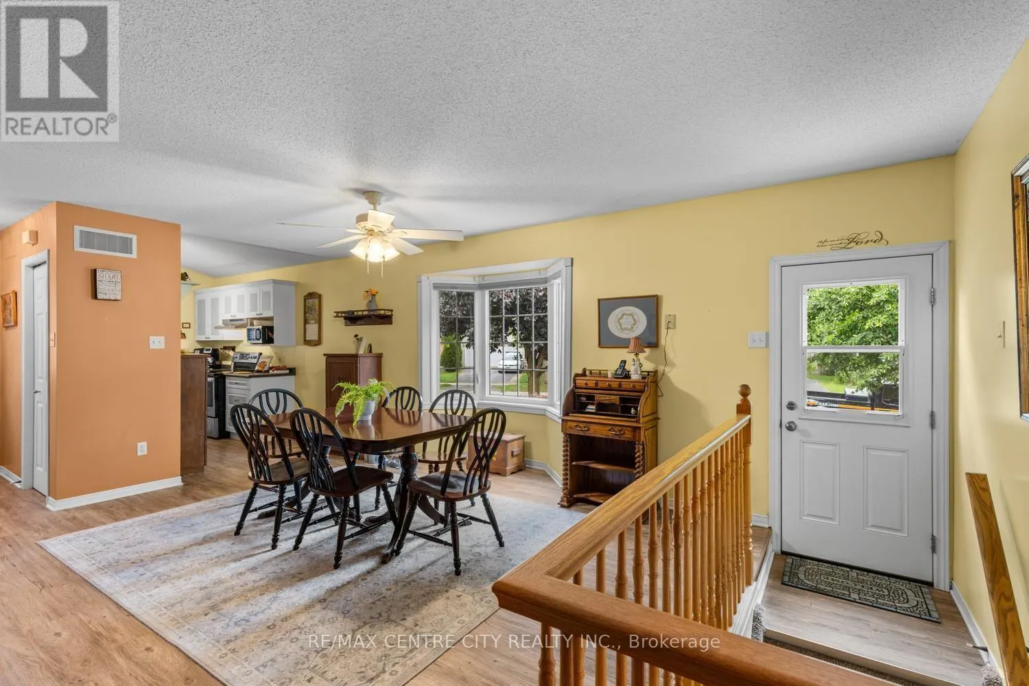 463 EXMOUTH CIRCLE