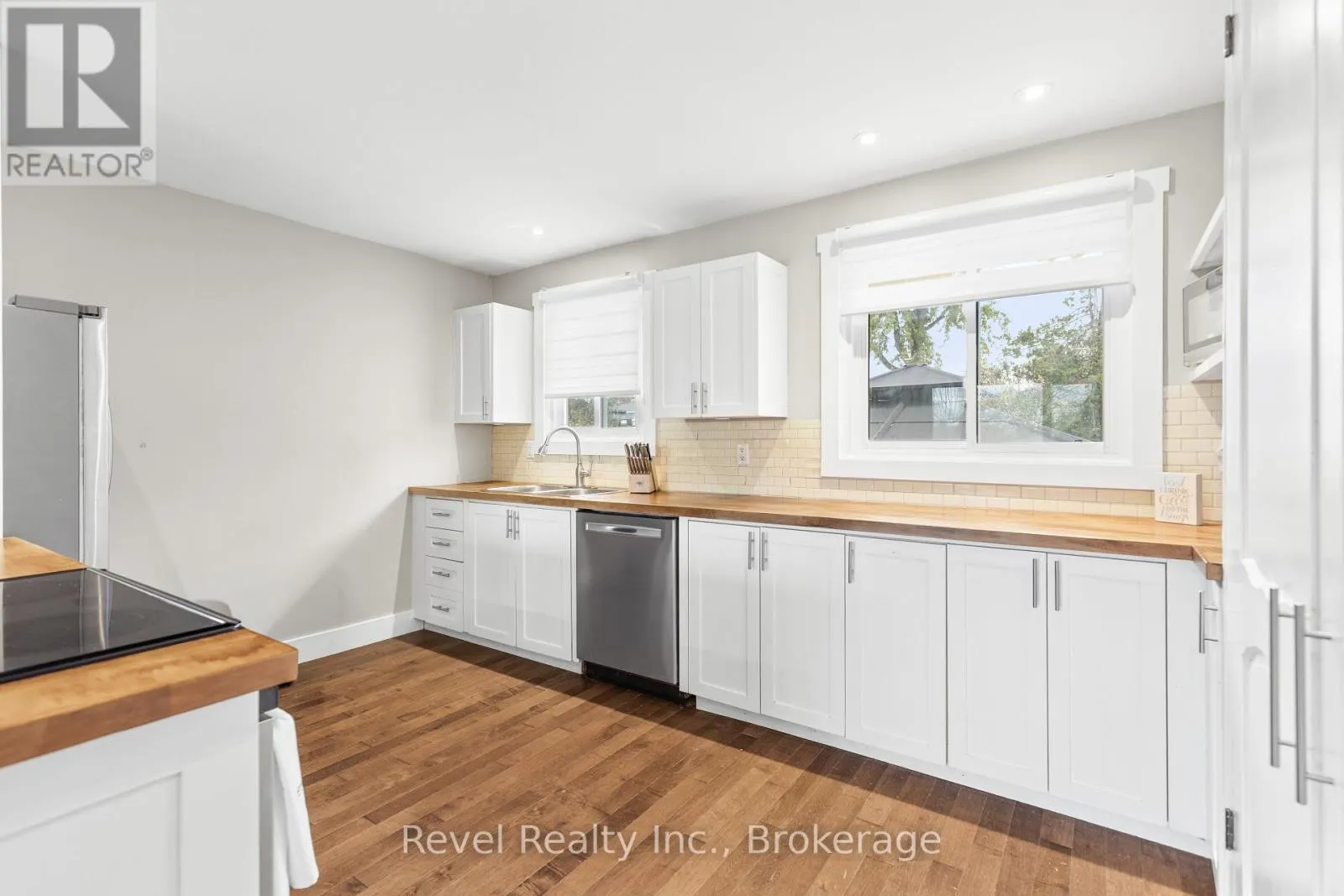 17 MOHAWK DRIVE