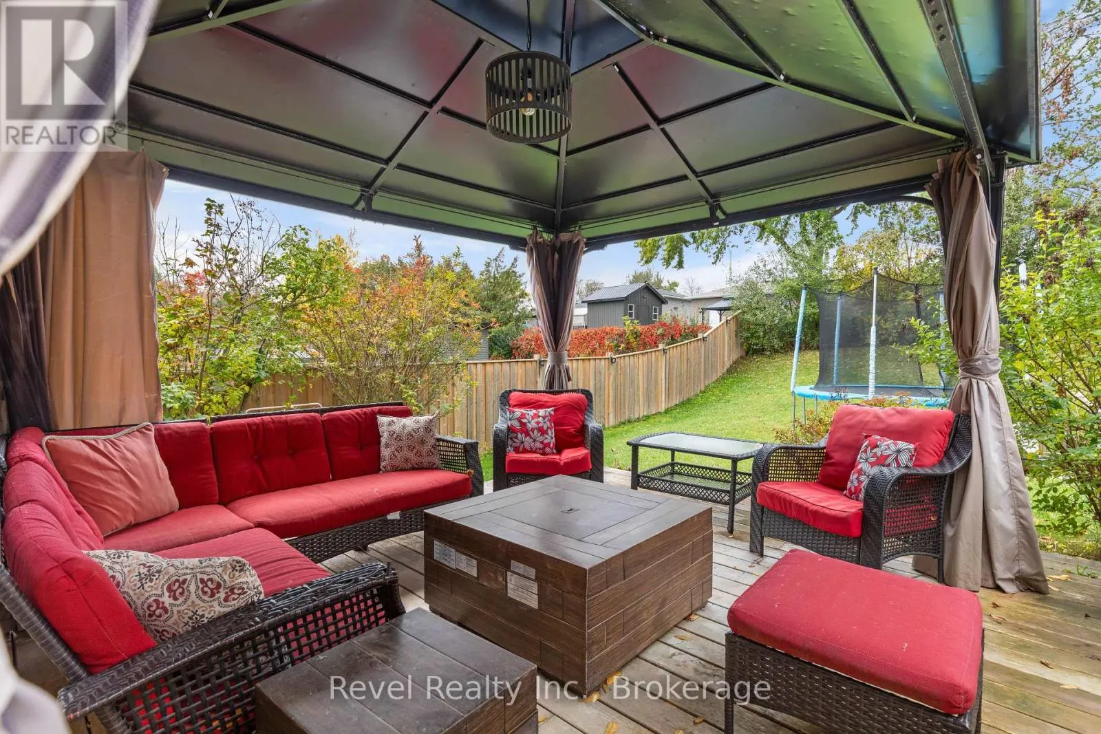 17 MOHAWK DRIVE