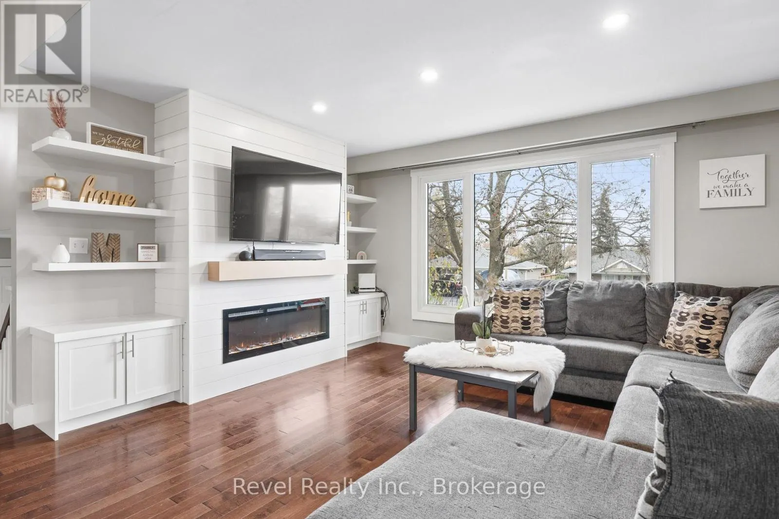 17 MOHAWK DRIVE