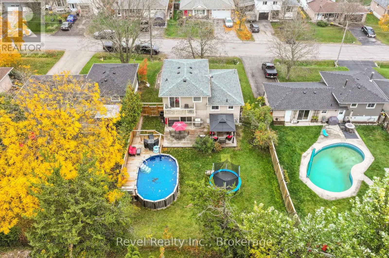 17 MOHAWK DRIVE
