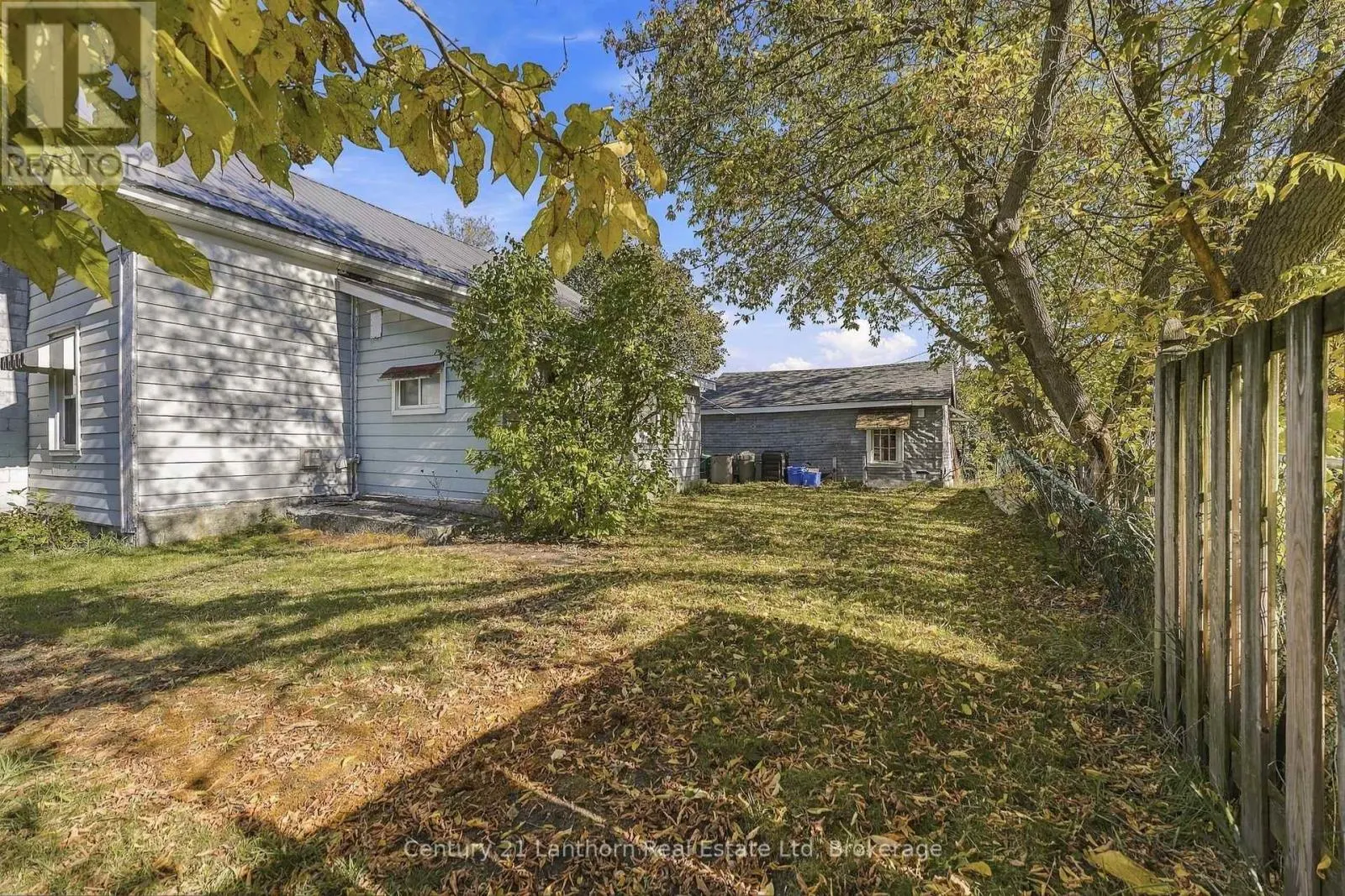 382 FRONT STREET